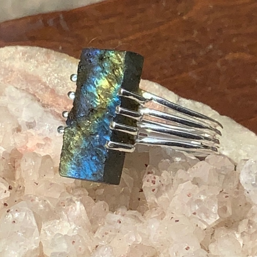NATURAL LABRADORITE ROUGH 925 STERLING SILVER RING, SIZE 6.5